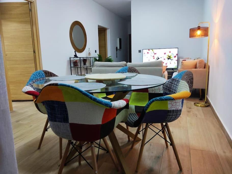 Appartement Superbe Avec Parking Gratuit Et Garde Dakar